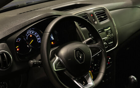 Renault Logan II, 2019 год, 979 000 рублей, 10 фотография