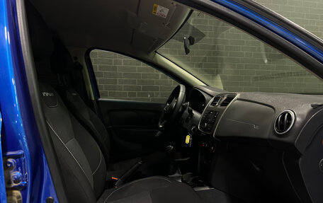 Renault Logan II, 2019 год, 979 000 рублей, 11 фотография