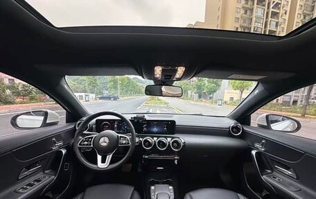 Mercedes-Benz A-Класс, 2022 год, 2 550 000 рублей, 12 фотография