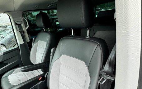 Volkswagen Multivan T6 рестайлинг, 2021 год, 4 980 000 рублей, 20 фотография