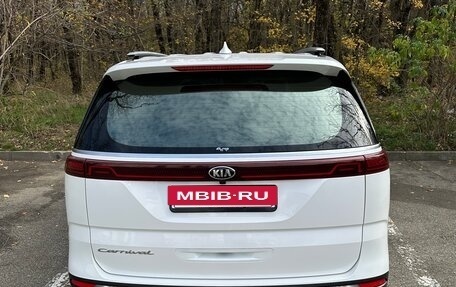 KIA Carnival, 2020 год, 4 800 000 рублей, 24 фотография