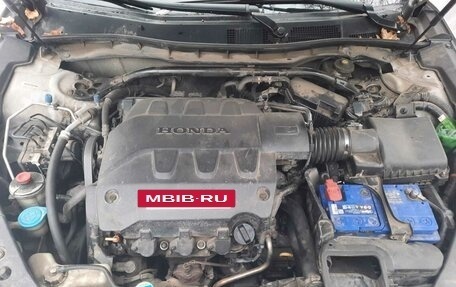 Honda Crosstour I рестайлинг, 2011 год, 1 350 000 рублей, 18 фотография