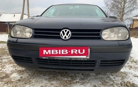 Volkswagen Golf IV, 2003 год, 330 000 рублей, 3 фотография