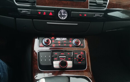 Audi A8, 2013 год, 3 690 000 рублей, 4 фотография