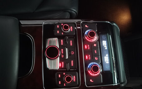 Audi A8, 2013 год, 3 690 000 рублей, 7 фотография