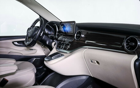 Mercedes-Benz V-Класс, 2020 год, 6 359 000 рублей, 10 фотография