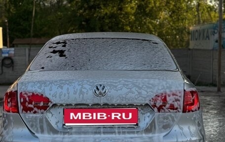 Volkswagen Jetta VI, 2011 год, 800 000 рублей, 3 фотография