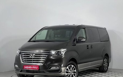 Hyundai Grand Starex Grand Starex I рестайлинг 2, 2018 год, 3 450 000 рублей, 1 фотография