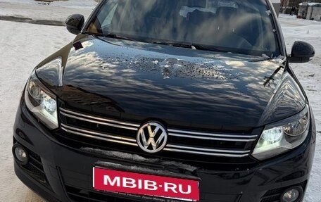 Volkswagen Tiguan I, 2011 год, 900 000 рублей, 1 фотография