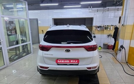 KIA Sportage IV рестайлинг, 2017 год, 2 200 000 рублей, 9 фотография