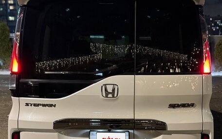 Honda Stepwgn IV, 2021 год, 2 850 000 рублей, 6 фотография