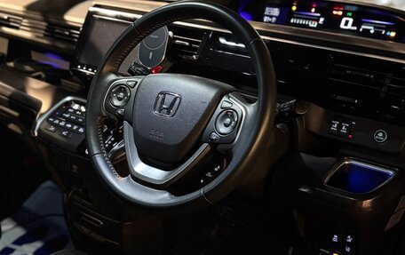 Honda Stepwgn IV, 2021 год, 2 850 000 рублей, 11 фотография