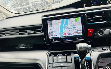 Honda Stepwgn IV, 2021 год, 2 850 000 рублей, 16 фотография