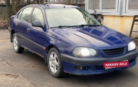 Toyota Avensis III рестайлинг, 1999 год, 205 000 рублей, 3 фотография