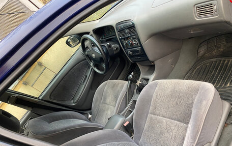 Toyota Avensis III рестайлинг, 1999 год, 205 000 рублей, 10 фотография