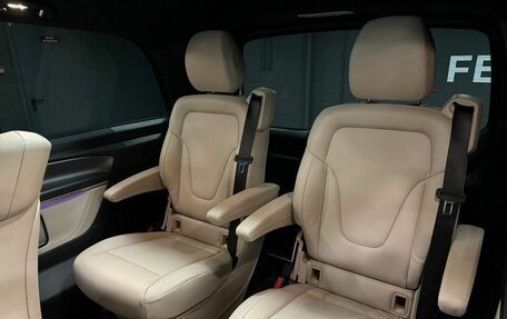 Mercedes-Benz V-Класс, 2024 год, 13 690 000 рублей, 21 фотография