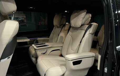 Mercedes-Benz V-Класс, 2024 год, 13 690 000 рублей, 20 фотография