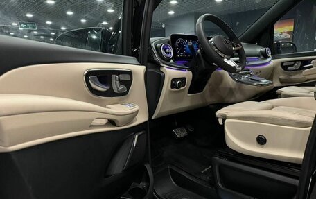 Mercedes-Benz V-Класс, 2024 год, 13 690 000 рублей, 23 фотография