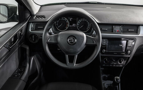 Skoda Rapid I, 2018 год, 1 069 000 рублей, 10 фотография