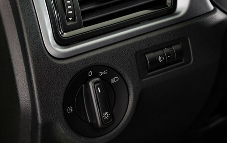 Skoda Rapid I, 2018 год, 1 069 000 рублей, 13 фотография