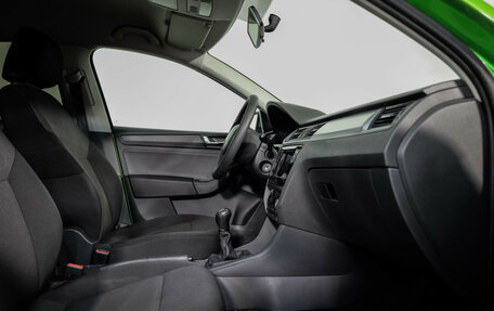 Skoda Rapid I, 2018 год, 1 069 000 рублей, 17 фотография