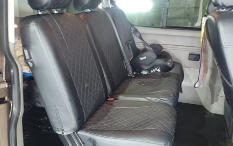 Volkswagen Caravelle T5, 2013 год, 2 000 000 рублей, 14 фотография