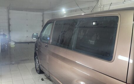 Volkswagen Caravelle T5, 2013 год, 2 000 000 рублей, 4 фотография