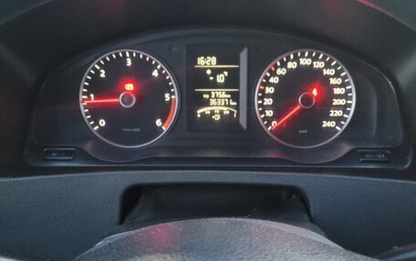 Volkswagen Caravelle T5, 2013 год, 2 000 000 рублей, 11 фотография