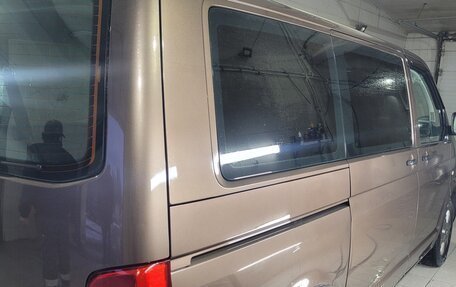 Volkswagen Caravelle T5, 2013 год, 2 000 000 рублей, 8 фотография