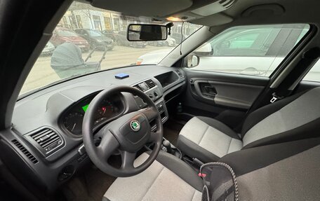 Skoda Fabia II, 2012 год, 600 000 рублей, 6 фотография