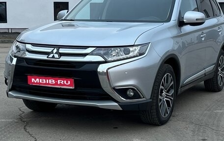 Mitsubishi Outlander III рестайлинг 3, 2018 год, 2 190 000 рублей, 1 фотография