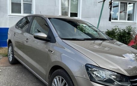 Volkswagen Polo VI (EU Market), 2018 год, 1 200 000 рублей, 2 фотография