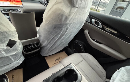 Geely Atlas, 2025 год, 2 950 000 рублей, 24 фотография