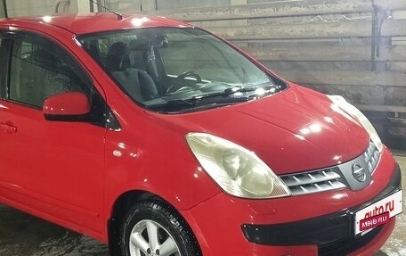 Nissan Note II рестайлинг, 2007 год, 700 000 рублей, 2 фотография