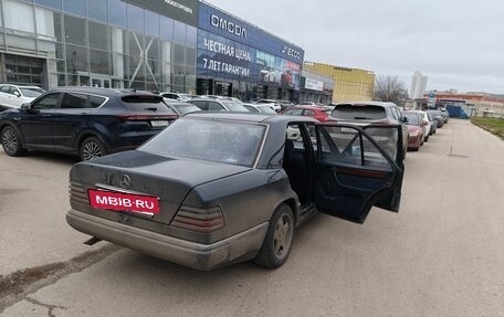 Mercedes-Benz E-Класс, 1995 год, 300 000 рублей, 5 фотография
