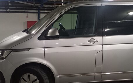 Volkswagen Caravelle T6 рестайлинг, 2021 год, 5 400 000 рублей, 4 фотография