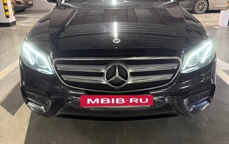 Mercedes-Benz E-Класс, 2018 год, 5 500 000 рублей, 9 фотография
