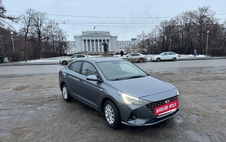 Hyundai Solaris II рестайлинг, 2020 год, 1 700 000 рублей, 7 фотография