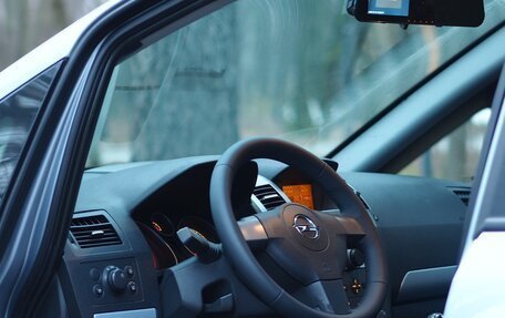 Opel Zafira B, 2005 год, 478 000 рублей, 10 фотография