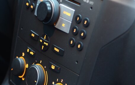 Opel Zafira B, 2005 год, 478 000 рублей, 21 фотография