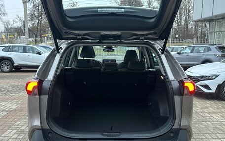 Toyota RAV4, 2025 год, 4 390 000 рублей, 20 фотография