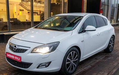 Opel Astra J, 2011 год, 685 000 рублей, 1 фотография