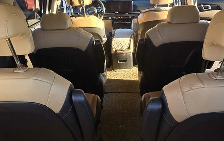 KIA Carnival, 2021 год, 4 200 000 рублей, 10 фотография