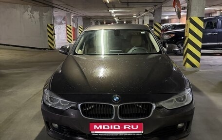 BMW 3 серия, 2013 год, 1 400 000 рублей, 4 фотография
