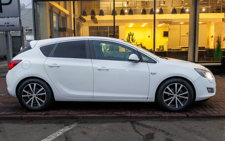 Opel Astra J, 2011 год, 685 000 рублей, 6 фотография