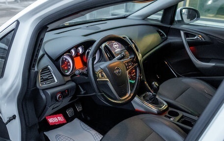 Opel Astra J, 2011 год, 685 000 рублей, 12 фотография