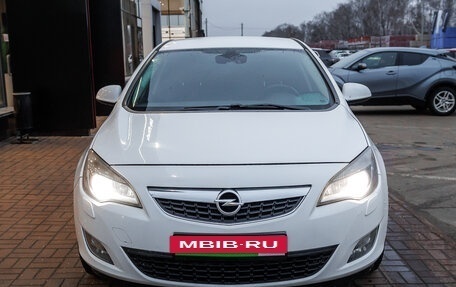 Opel Astra J, 2011 год, 685 000 рублей, 8 фотография