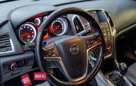 Opel Astra J, 2011 год, 685 000 рублей, 17 фотография