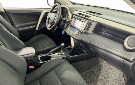 Toyota RAV4, 2014 год, 1 550 000 рублей, 13 фотография