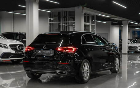 Mercedes-Benz A-Класс, 2018 год, 2 660 000 рублей, 4 фотография